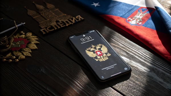 Russie réclame 52 millions à Apple pour iPhones non conformes